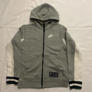 Nike air gray jacket Boys M